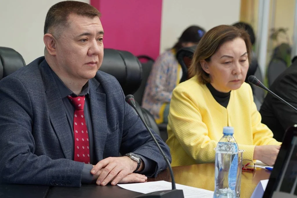 Встреча с представителями посольства КНР