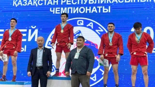 Әділбек — ел чемпионы