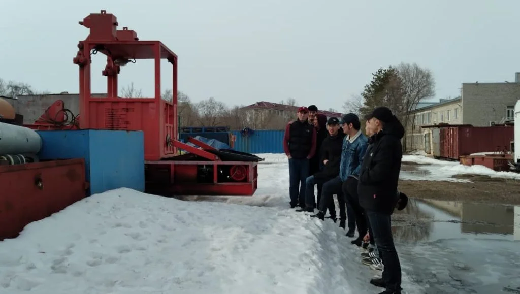 Students at the production base