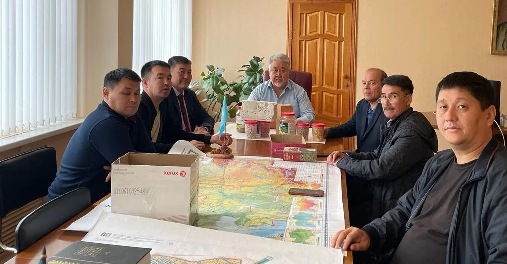 БҚАТУ ғалымдары зауытта болды