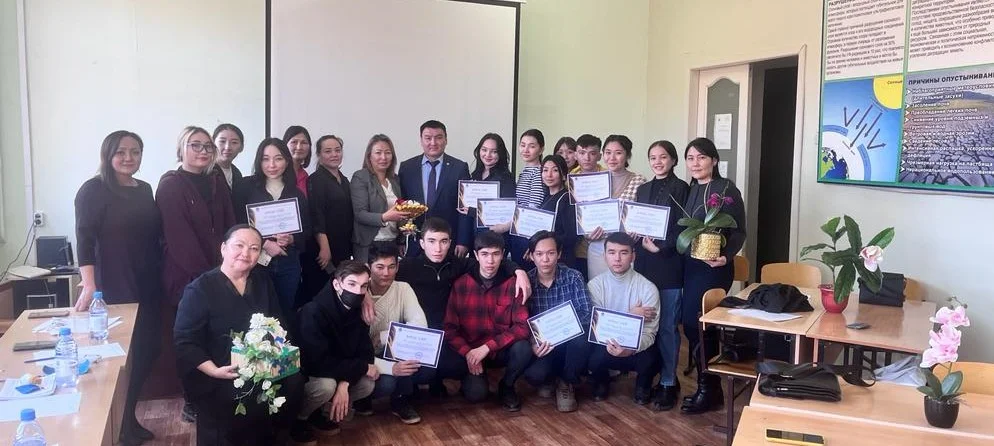Қайта өңделген бұйымдар көрмесі